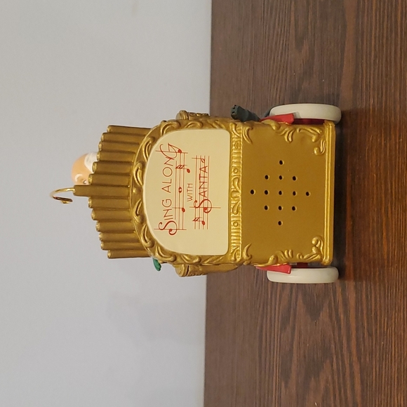 Hallmark Keepsake Magic 1994 Santa Sing A Long Christmas Ornament with Box - Picture 5 of 8